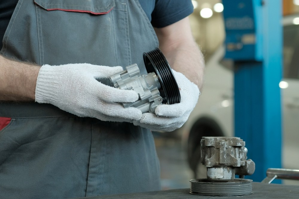 When Power Steering Repair Becomes Necessary for Luxury and Classic Cars