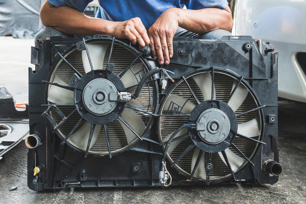 Signs Your Vehicle Needs Radiator Repair Before Driving Around La Jolla