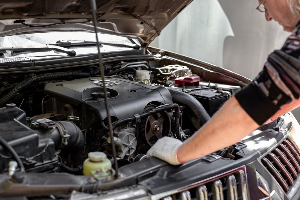 Why La Jolla Drivers Should Keep Up With Quick Lube Service
