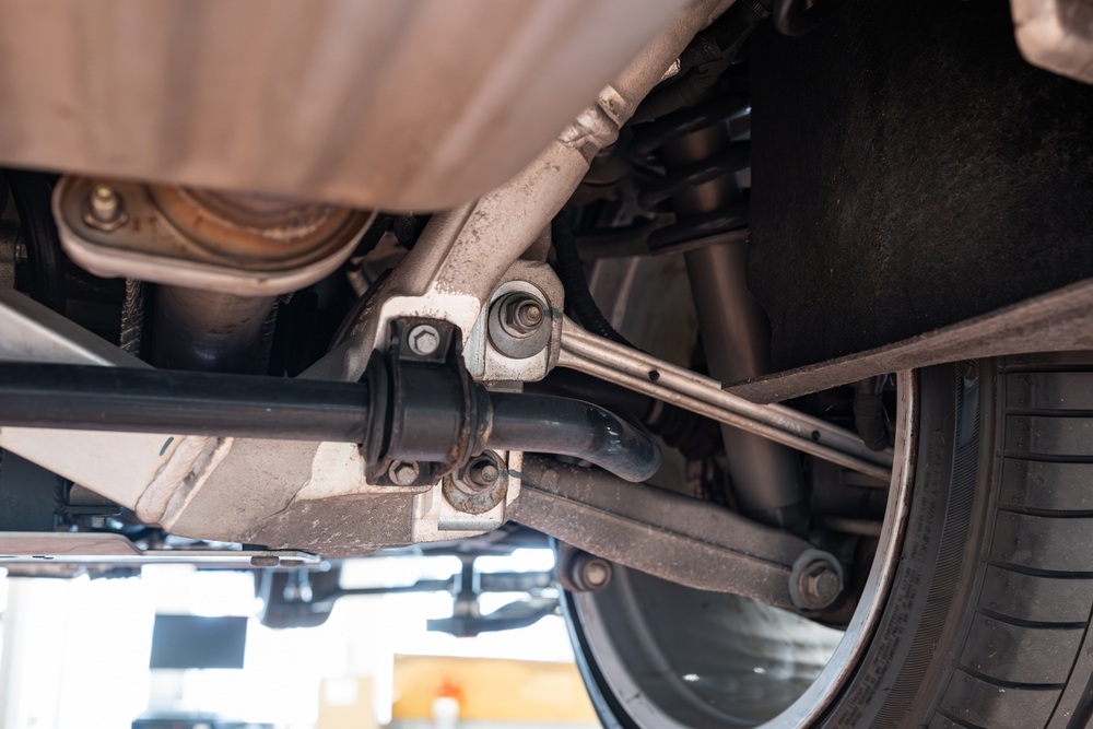 When La Jolla Drivers Should Consider Professional Tie Rod Inspection